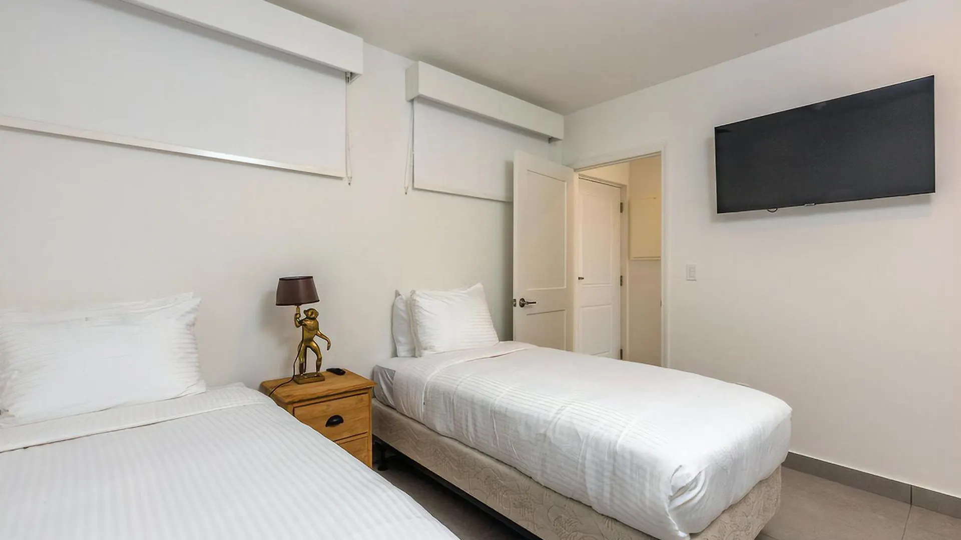 As Good As Dark Chocolate Apartment Oranjestad